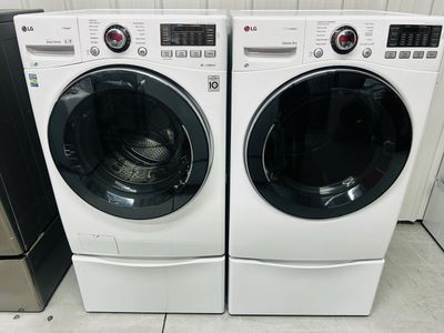 Lg Steam Electric Front Load Set With Pedestals
