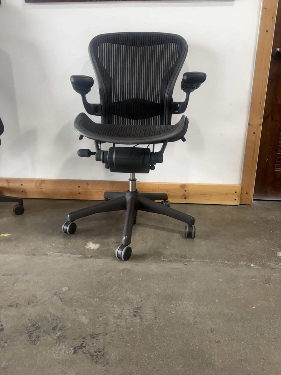 Herman Miller B Aeron Office Chair - Black Mesh, Adjustable Arms