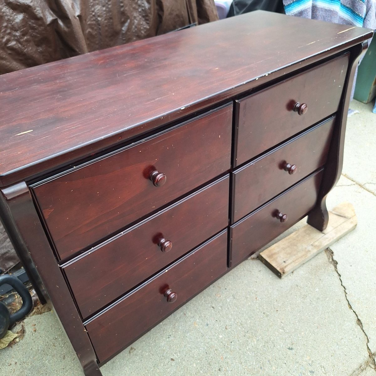 Dresser with 6 Drawers