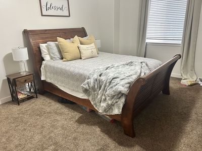 Queen Sleigh Bed