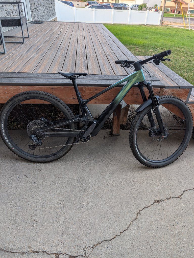 2024 Scott Genius 910 Full Suspension Mountain Bike - Green/Black