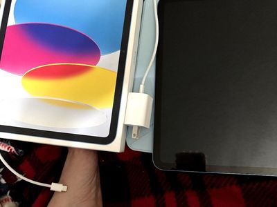 ipad 11" 2025 a16 blue 128 gig 14 cycle count wifi only