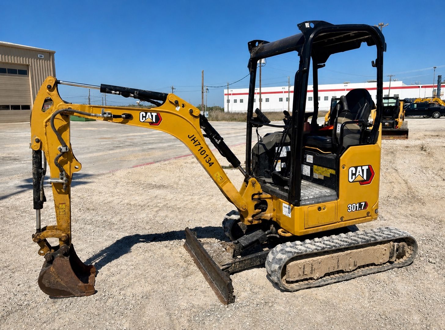 2023 cat 301.7 mini excavator