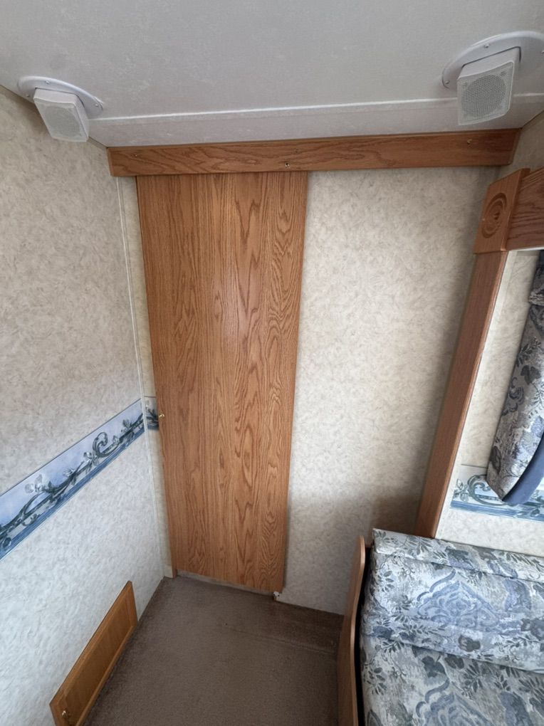 Main image 29