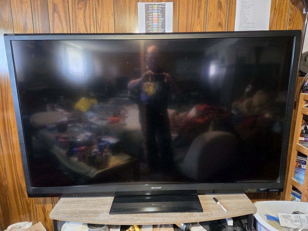 Sharp Aquos Model LC-7OLE600U