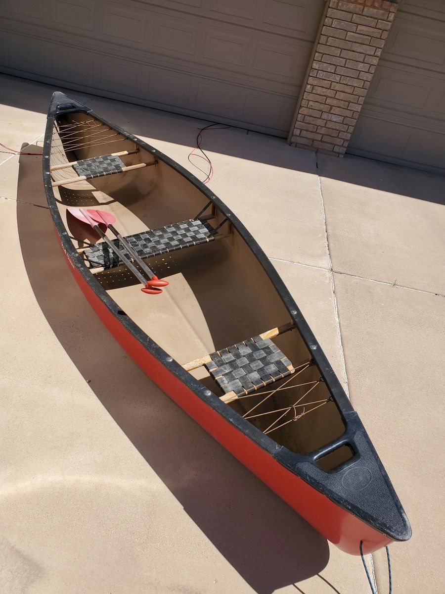 Old Town Discovery Canoe