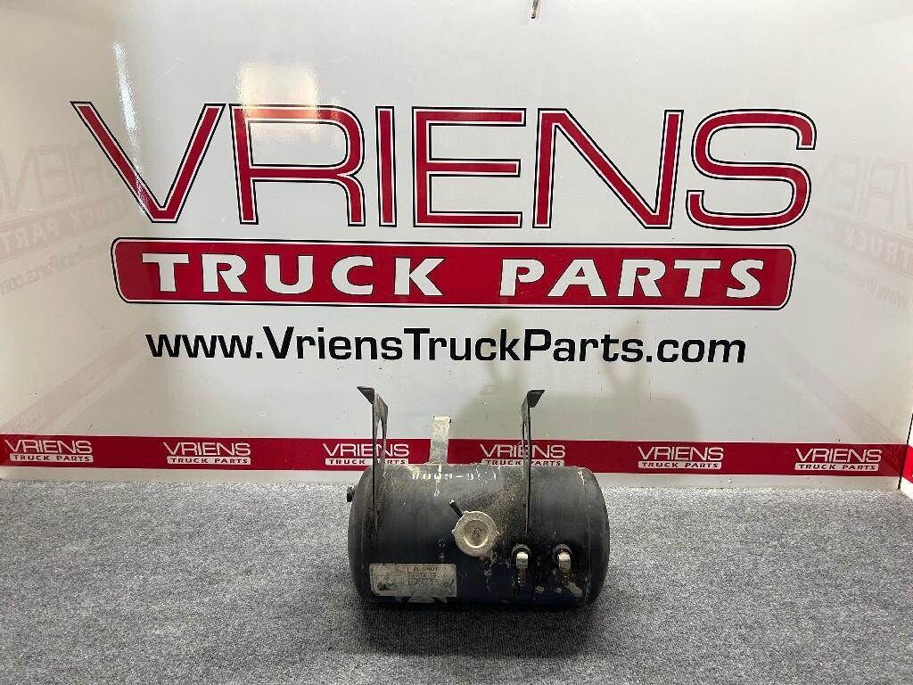 Peterbilt Radiator Overflow Bottle / Surge Tank for a Kenworth