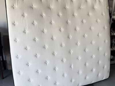 WE ARE SELLING THREE HIGH QUALITY BODY-ADAPTIVE MATTRESSES.