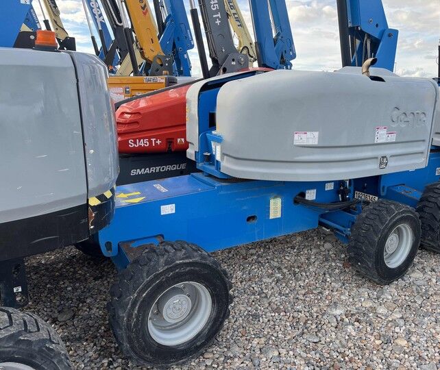 2017 Genie S45 Boom Lift