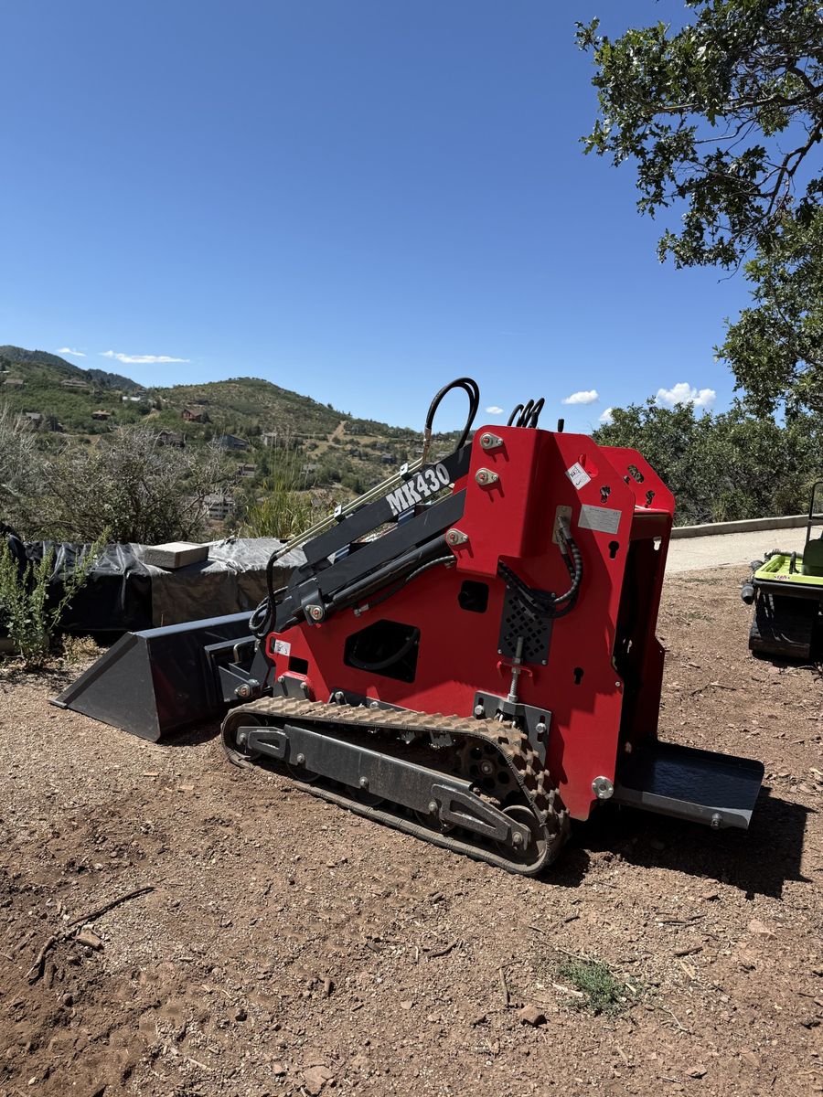 23 HP Mini Skid - practically new