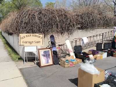 Old-Man-Gibsons parking lot sale