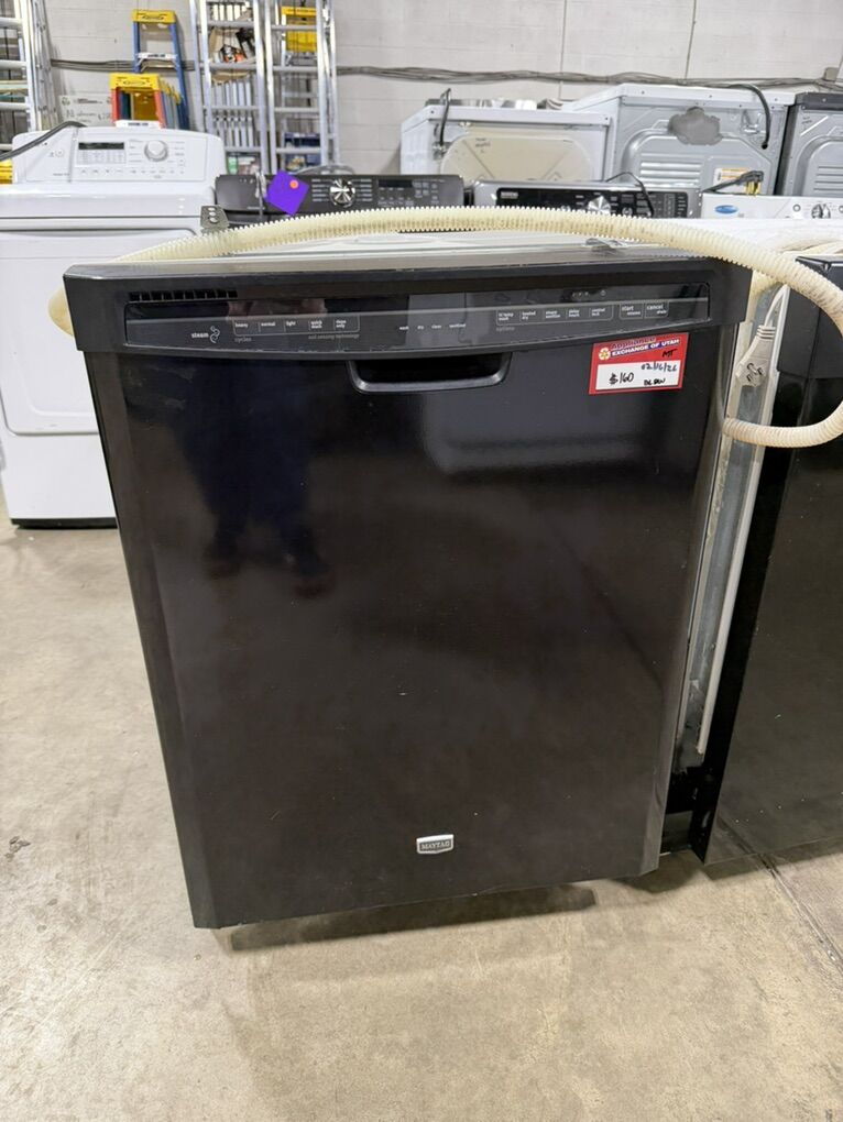 FAST DEALS! NICE CONDITION MAYTAG DISHWASHER