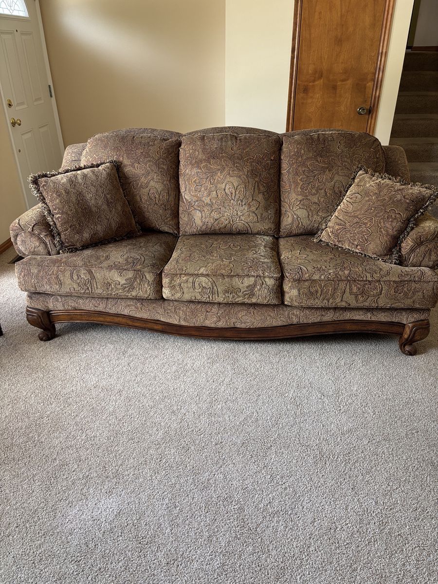 3-piece Brown Paisley Living Room Set (Sofa, Loveseat, Chair). Ornate Wood Trim, excellent condition.