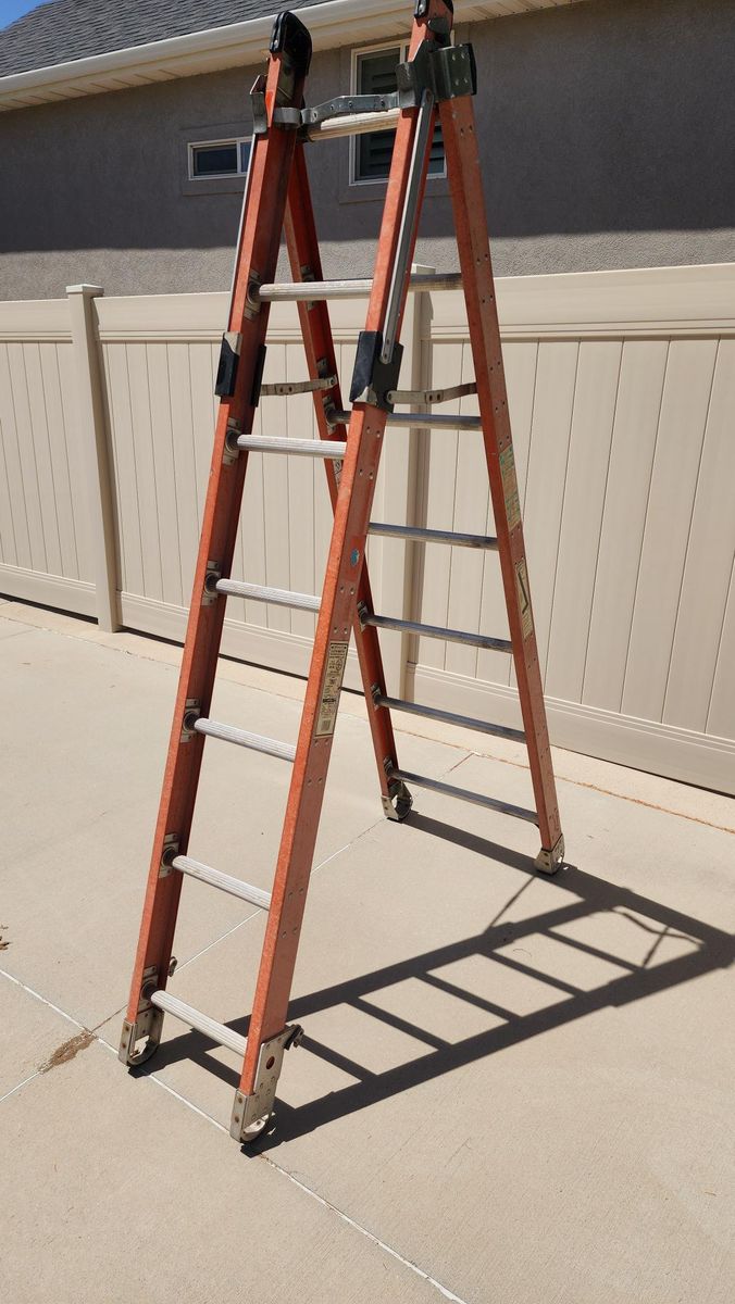 Fiberglass Ladder 7' A Frame or 11' Ext