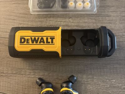 Dewalt Jobsite Pro X2 Earbuds True Wireless Bluetooth Headphones w/ Charging Case & Ear Tips