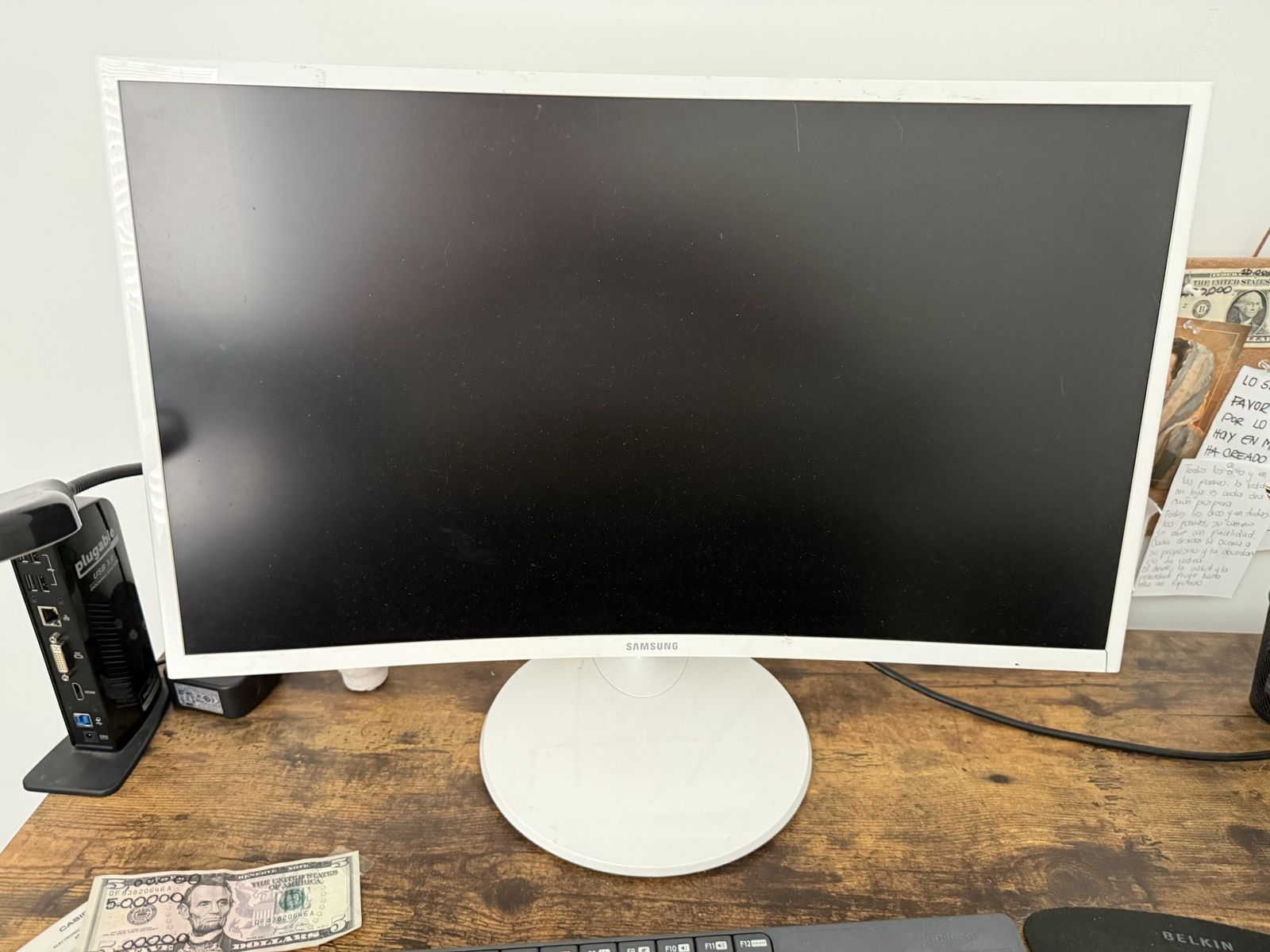 Samsung C27F391FHN 27-Inch Curved LED Monitor - White