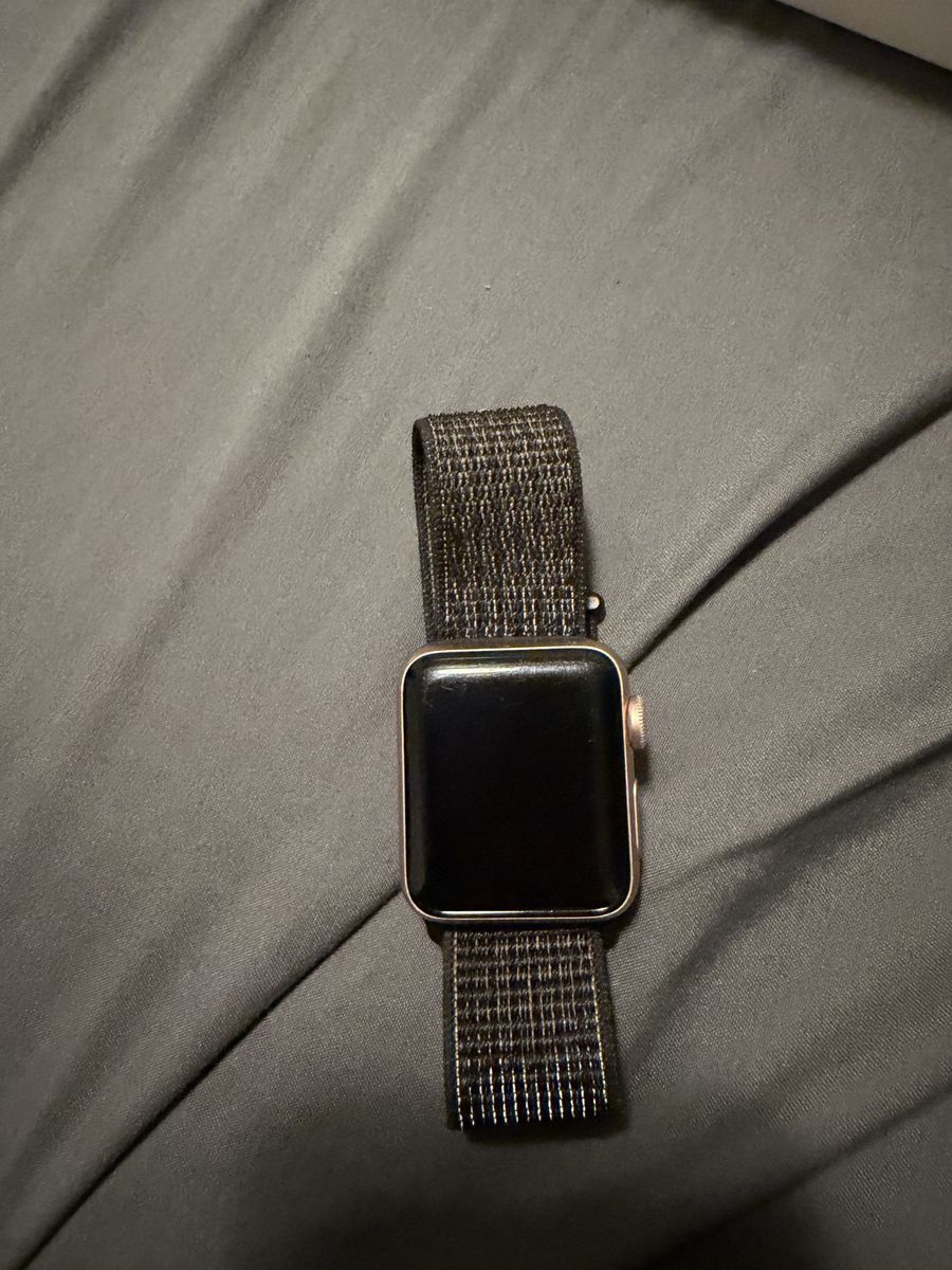 Apple Watch Series 3 38mm GPS Rose Gold Aluminum Case with Black Nike Sport Loop Band