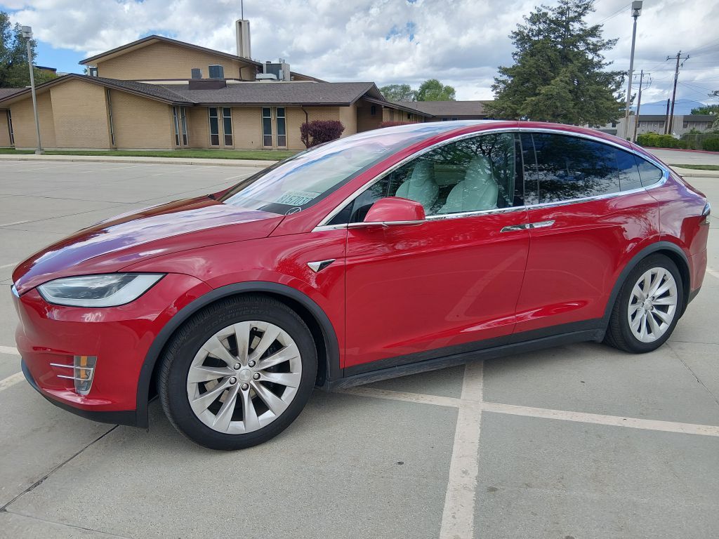 2018 Tesla Model X Long Range