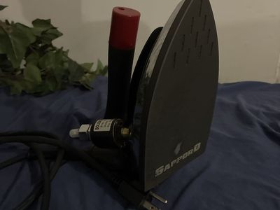 Gravity iron for specialty fabrics