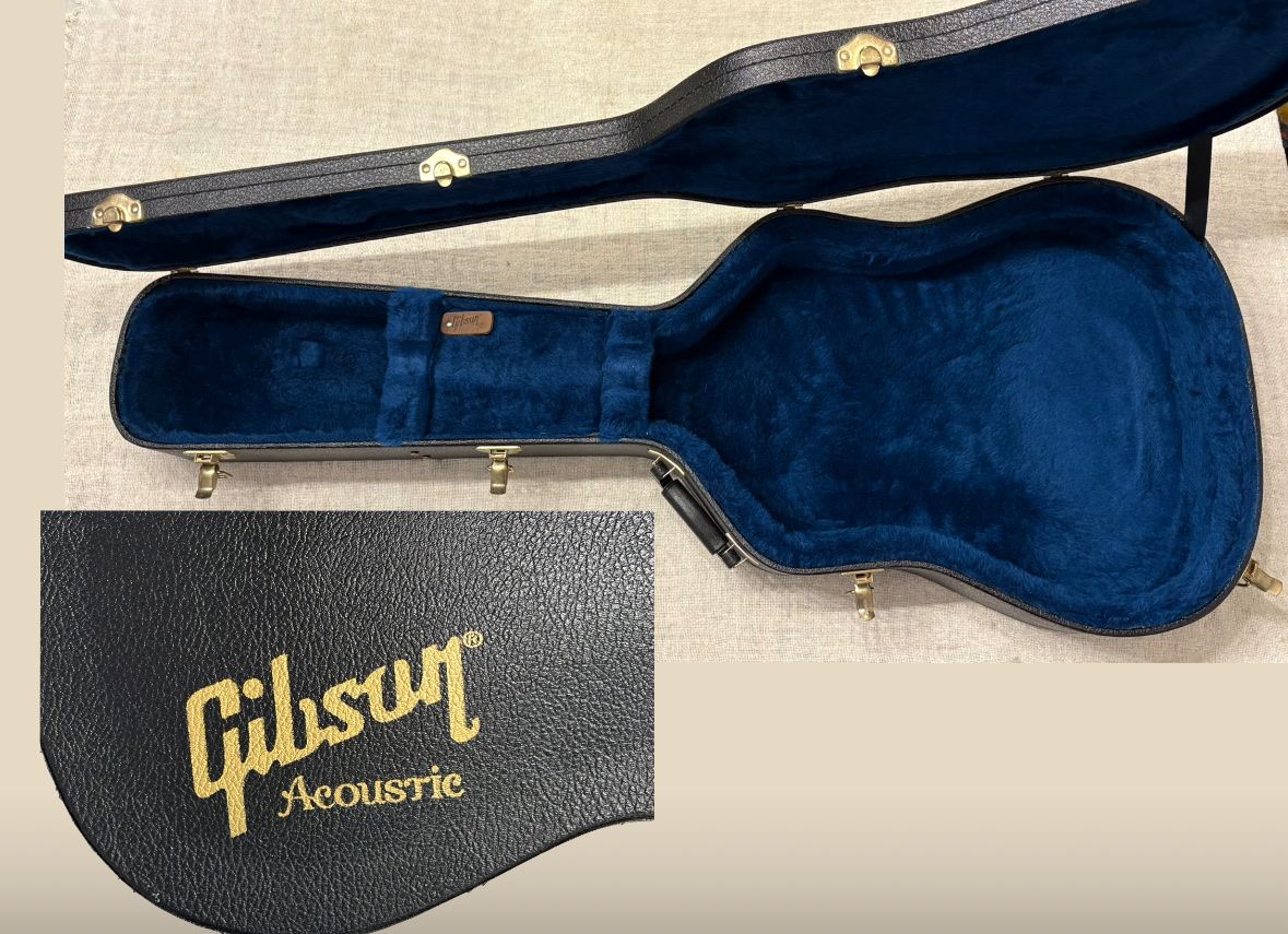 Gibson Acoustic Guitar Case