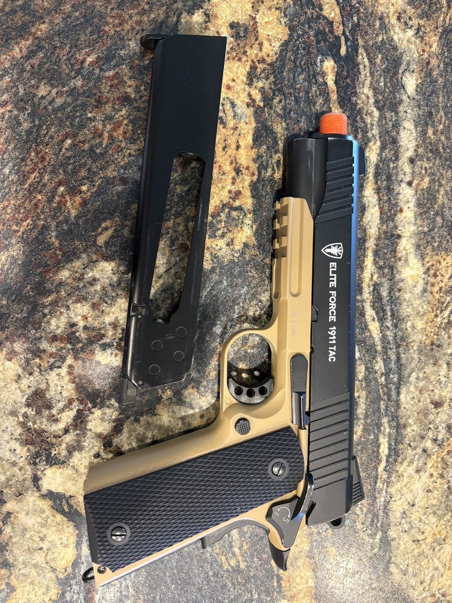 Elite force 1911 TAC airsoft pistol