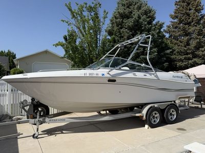 2002 Four Winns Horizon 240