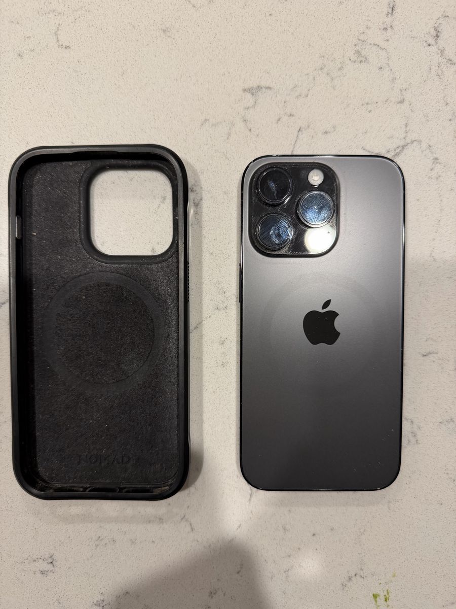 iPhone 14 Pro - Space Black - Excellent Condition + Nomad Rugged Case (Olive Green)