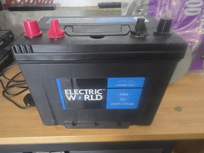 Electric World 24M 12V Deep Cycle Marine / RV Battery - New Condition