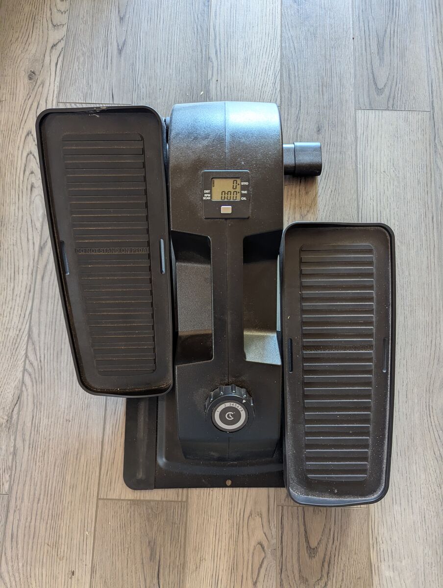 Cubii Under Desk Elliptical, 8 resistance levels, with counter