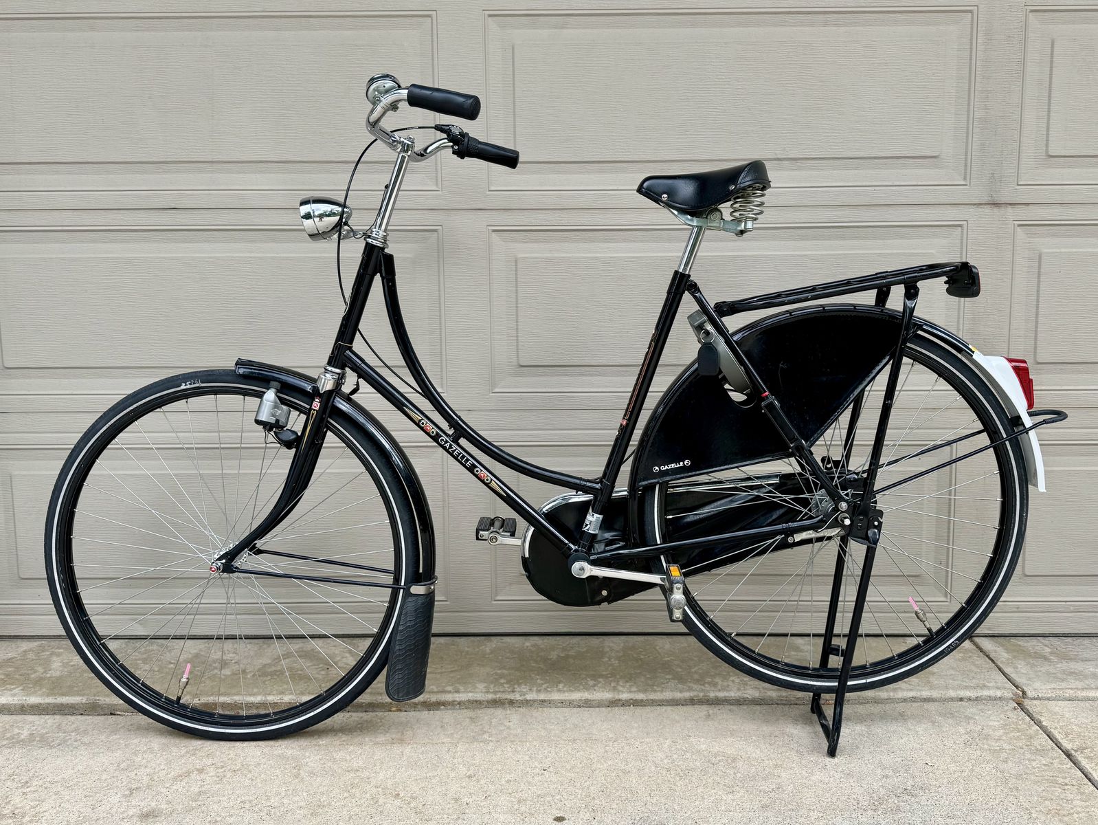 USED Gazelle “Populair” townie for SALE