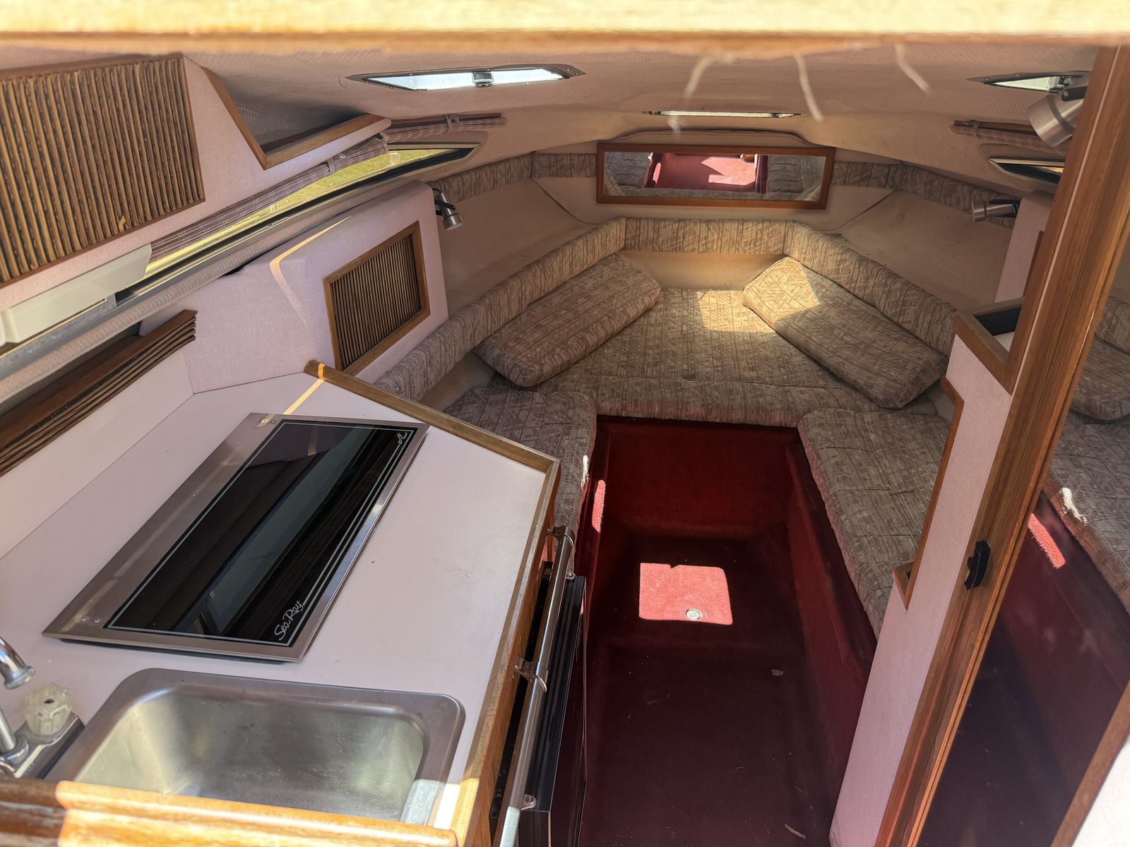 Main image 6