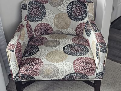 Accent Chair featuring a contemporary style with colorful geometric circle pattern