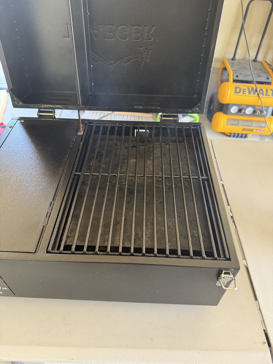 Main image 6