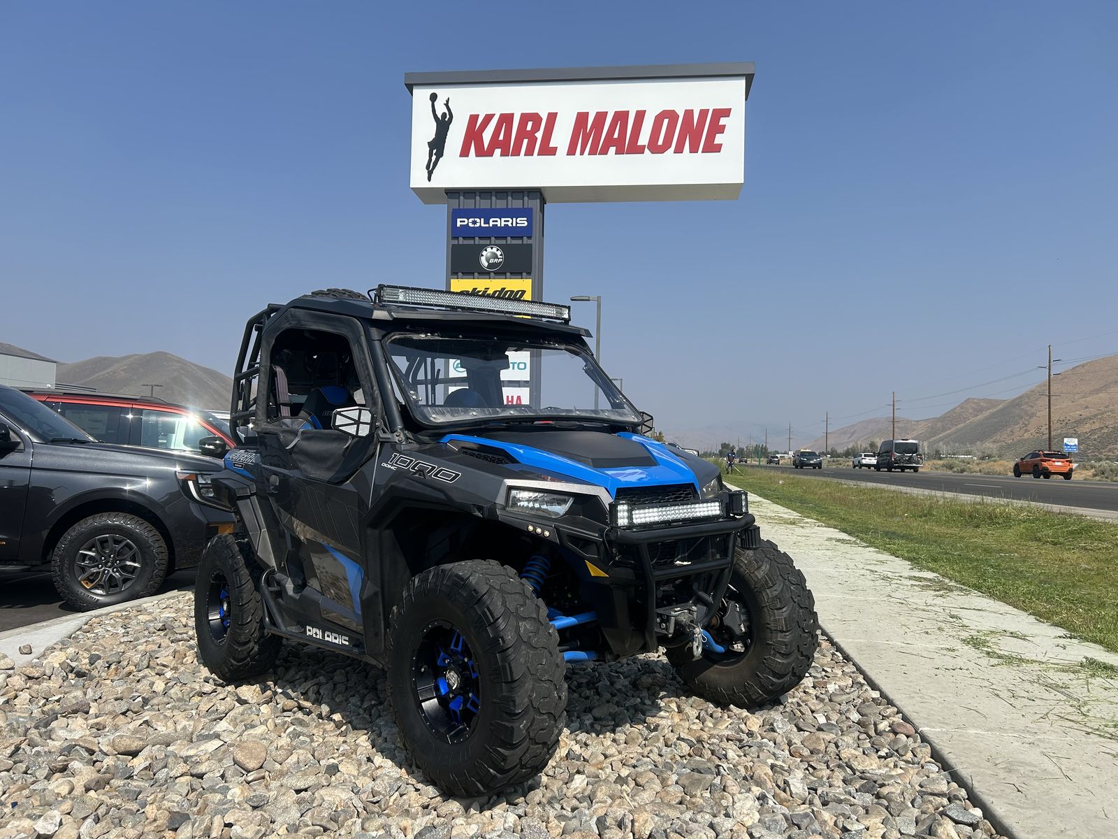 2019 POLARIS General 1000 Deluxe Titanium Metallic