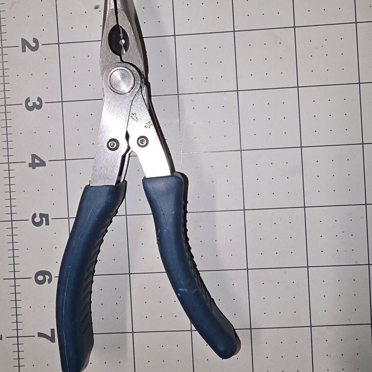7 inch Reversible Pliers / Cutters