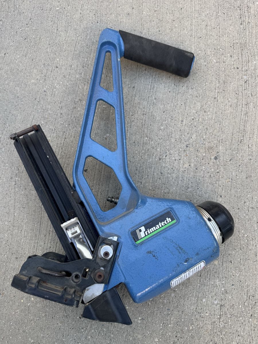 Primatech Q550 Professional Manual Hardwood Flooring Nailer Air Driven