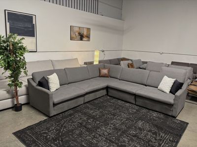 5-piece Modular Sectional (Free Delivery )