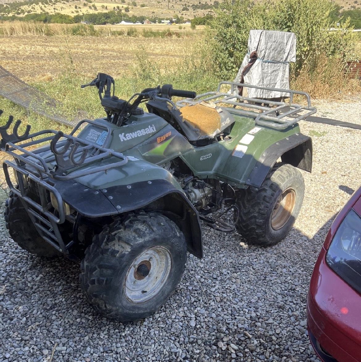 Kawasaki Bayou 300 4x4 ATV Quad