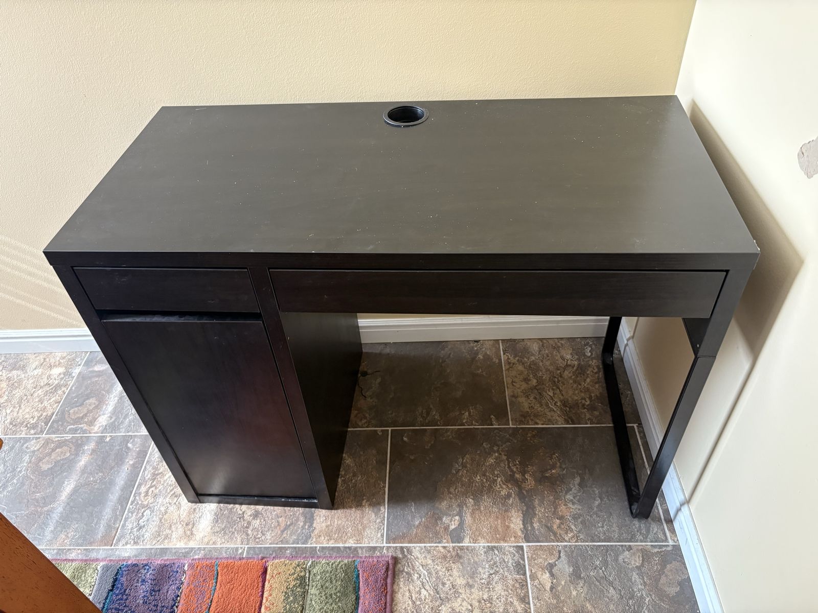 Black Computer Desk with Cable Management