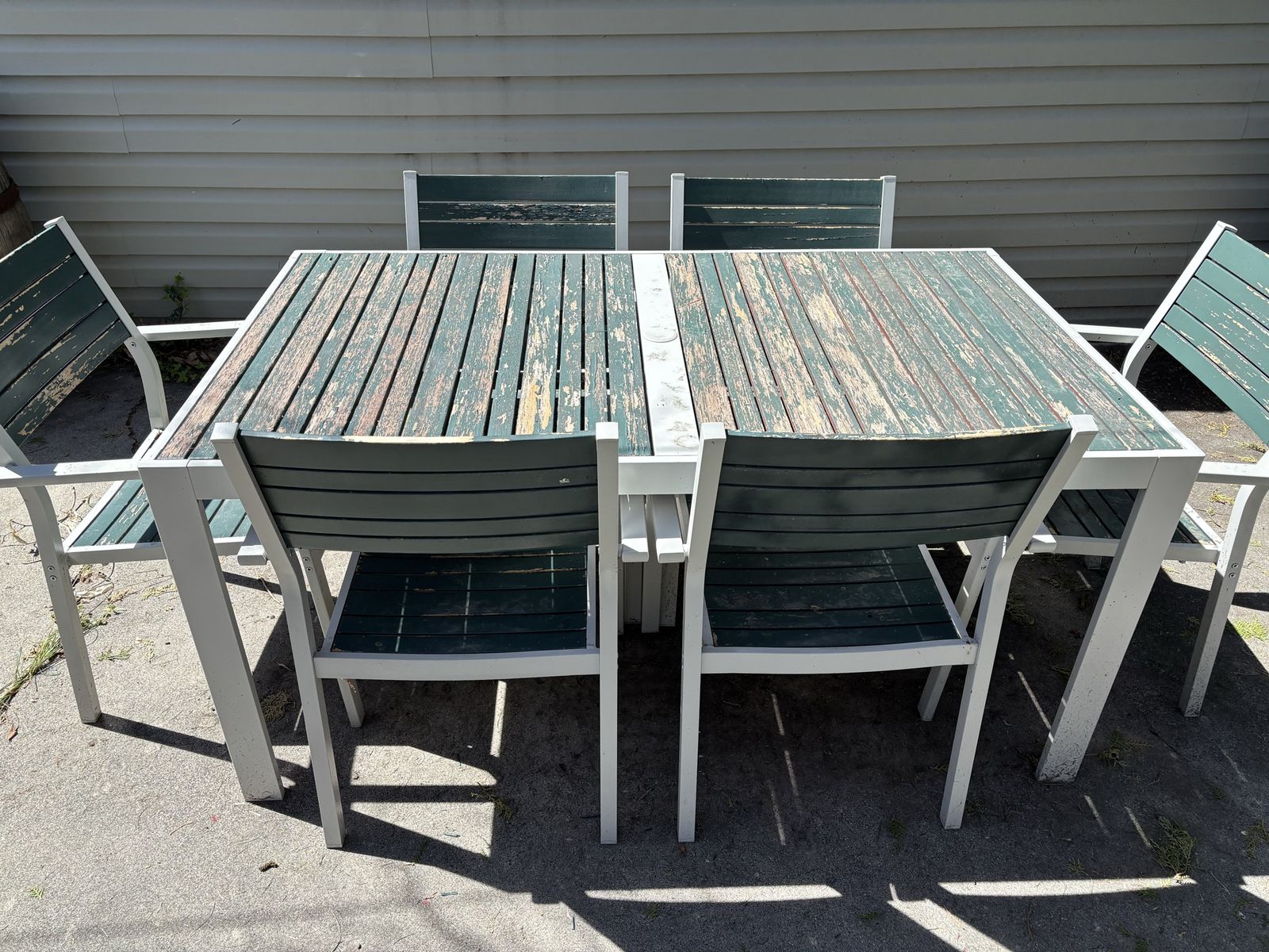 Outdoor Patio Table And Six Chairs