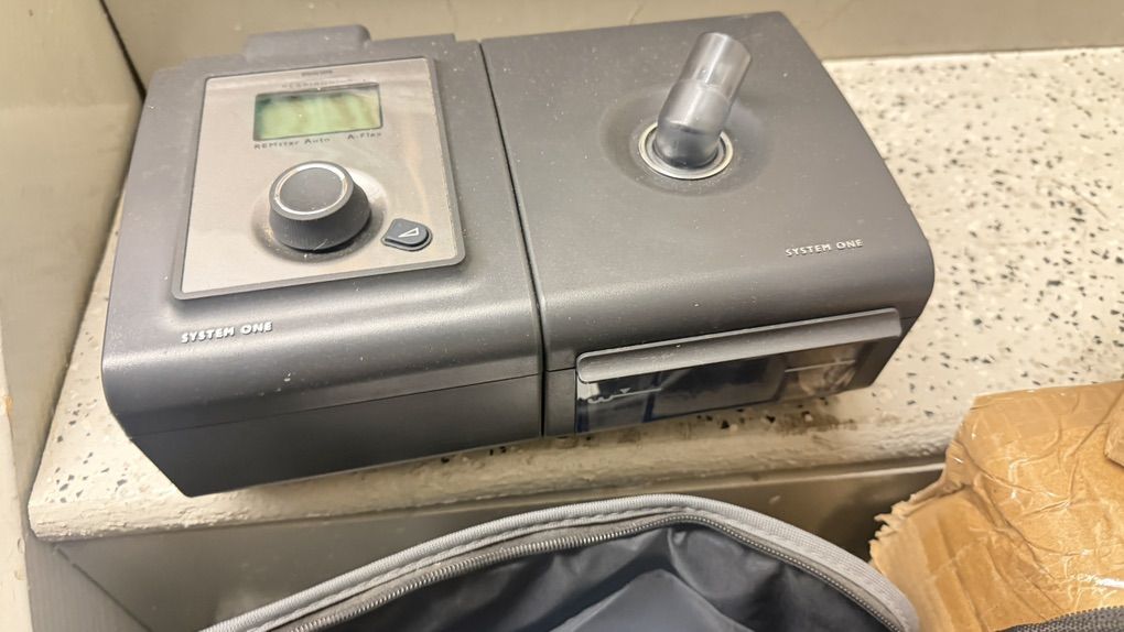 Phillips CPAP Machine REMstar Auto Respironics