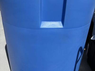 160 Gallon Water Tank