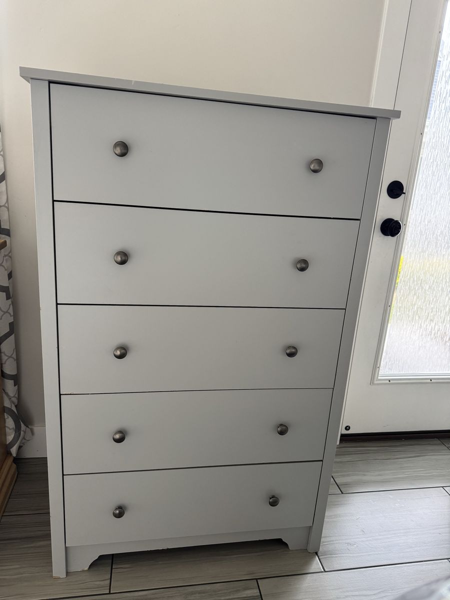 Galano 5 drawer dresser