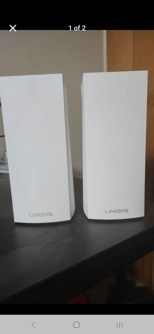 Linksys mx4200 wifi 6 routers.