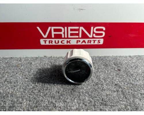 Peterbilt Engine Oil Temp Gauge Kit, Part # Q43-6002-106C / Q43-6066-106CK