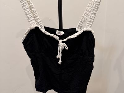 Sisha Sky Black and White Smocked Crop Top Size M