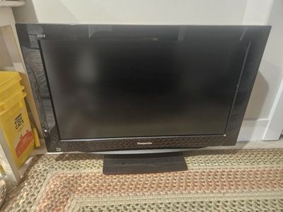 Panasonic Viera 36" LCD TV