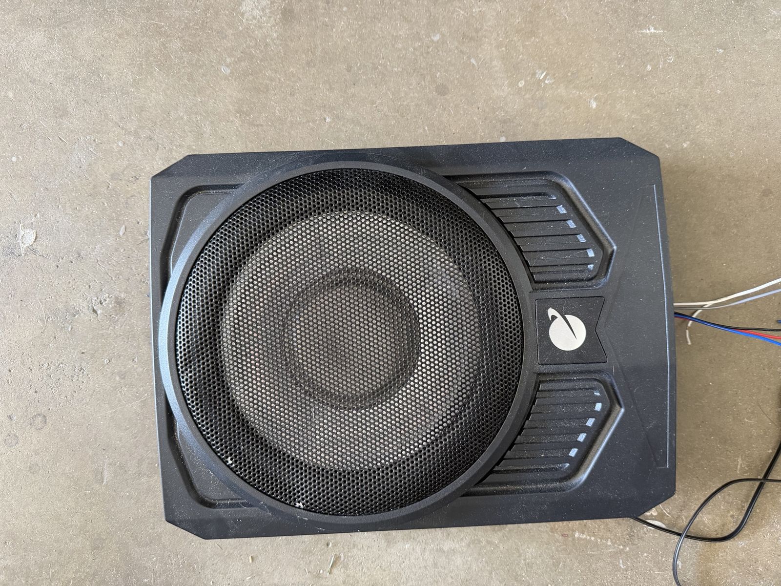 Planet Audio P10AW 10" Low Profile Amplified Car Subwoofer - Compact & Powerful Bass