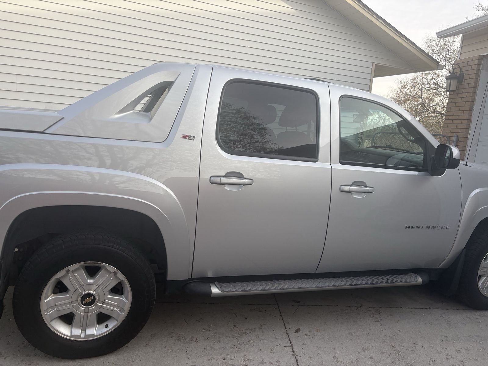 Chevy Avanche 2012 Silver