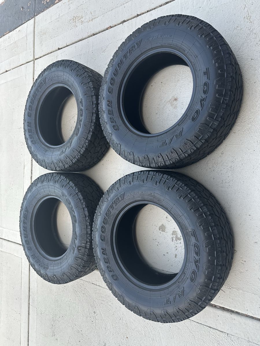 Toyo Open County A/T LT285/75R18 Set of 4 Tires 35x11.5